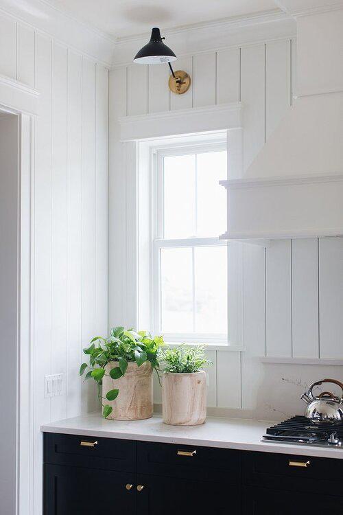 Wall with vertical shiplaps
